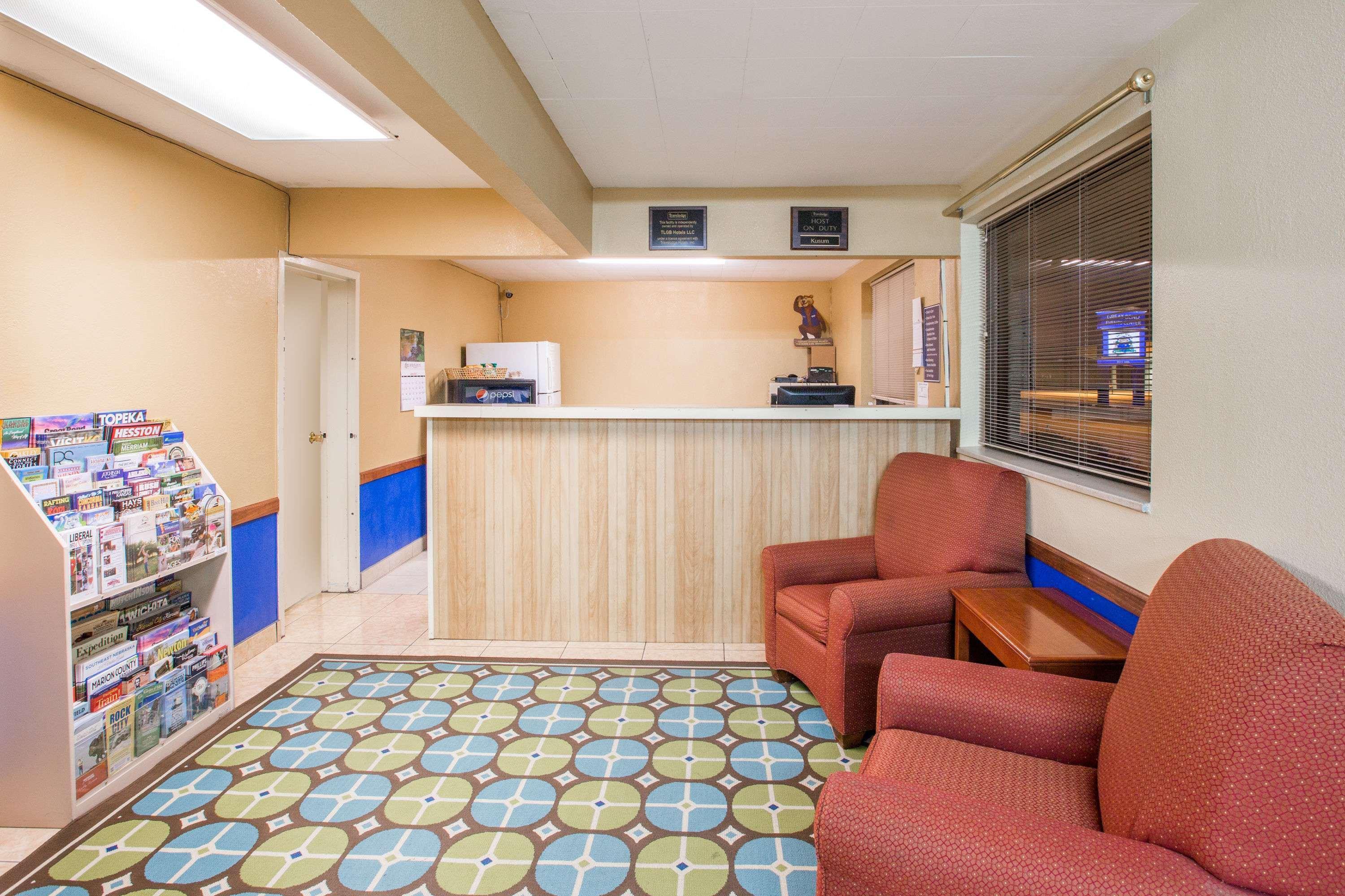 Travelodge By Wyndham Great Bend Luaran gambar