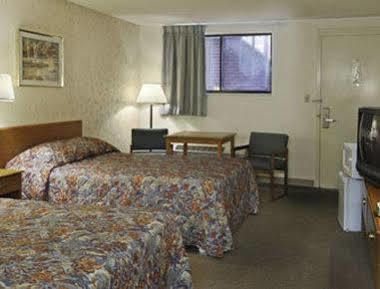 Travelodge By Wyndham Great Bend Luaran gambar