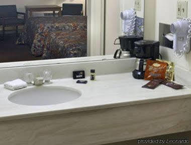 Travelodge By Wyndham Great Bend Luaran gambar